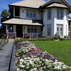 The Hill Town Bed and breakfast