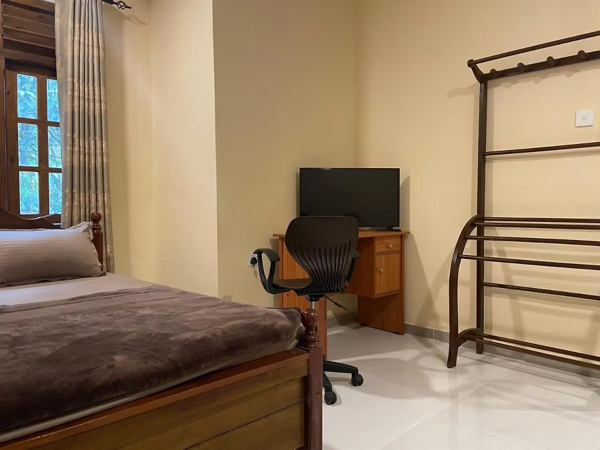 Hotel Mango Tree Nearest Adam'S Peak Nallathanniya 2*,  Sri Lanka